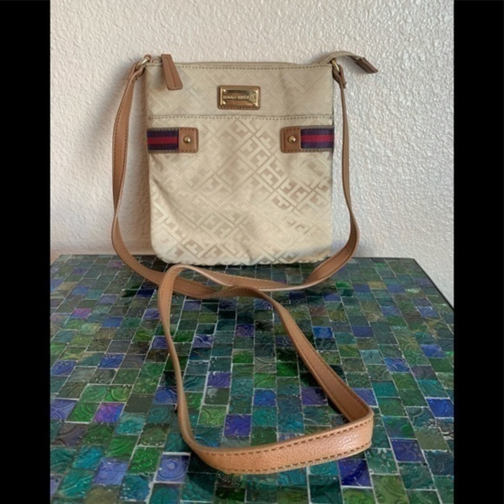 Tommy Hilfiger Crossbody Bag Logo Tan Cream